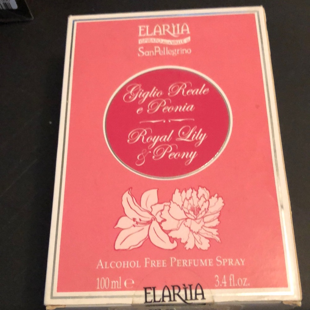 NWOT ELARIA Royal Lily & Peony perfume